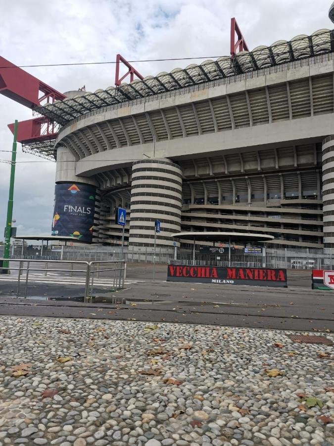 B&B Apartment San Siro Stadio 132 ミラノ エクステリア 写真